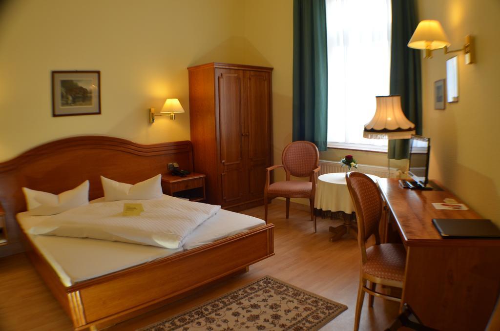 Hotel Fuerstenhof Rathenow Bilik gambar