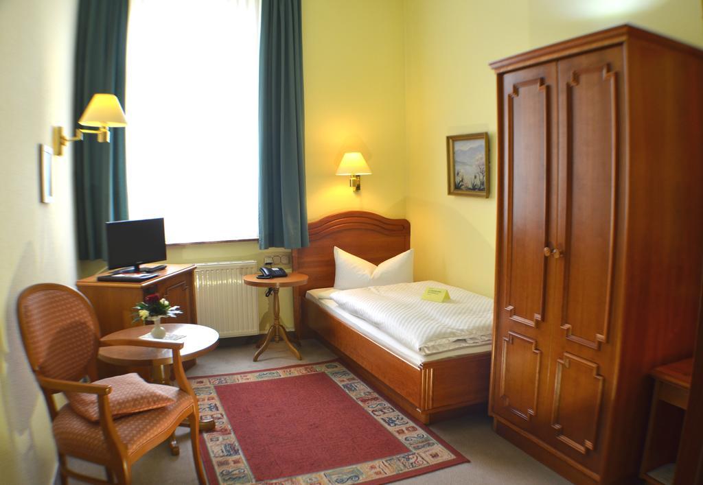 Hotel Fuerstenhof Rathenow Bilik gambar
