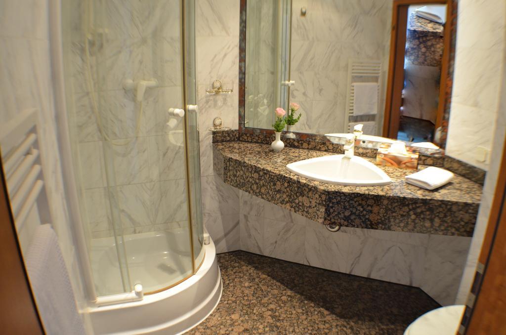 Hotel Fuerstenhof Rathenow Bilik gambar